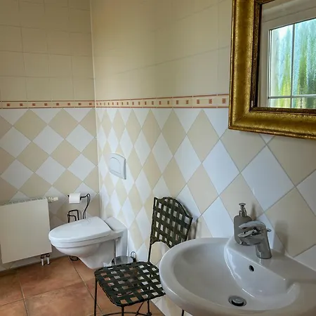 Villa Am Weinberg Mit Garten Grosszuegig Und Exklusiv *