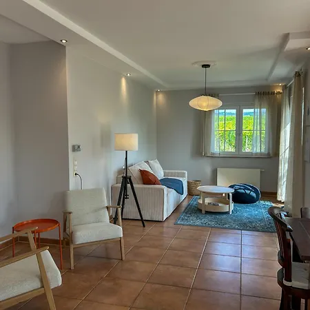 Villa Am Weinberg Mit Garten Grosszuegig Und Exklusiv