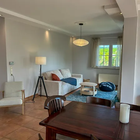 Exclusive Family In The Rheingau | 5br Villa
