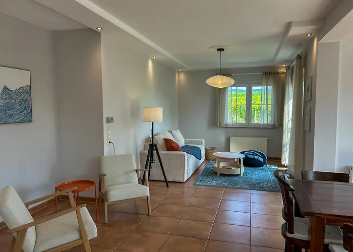 Villa Am Weinberg Mit Garten Großzügig Und Exklusiv