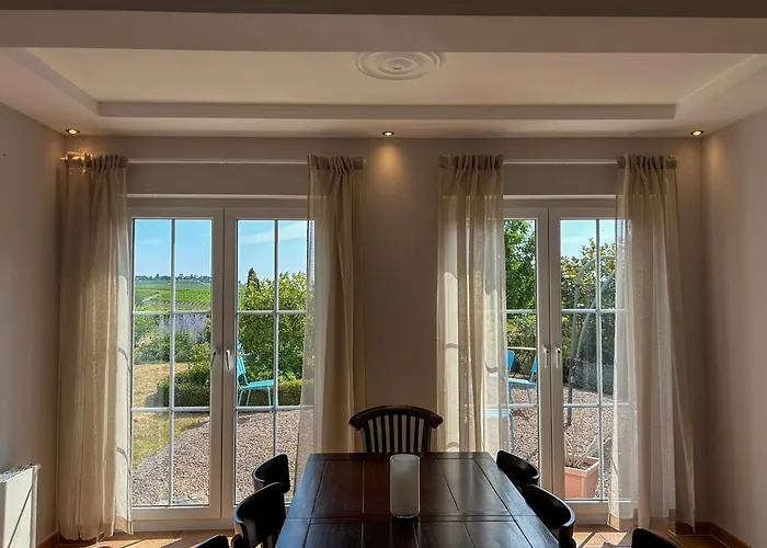 Am Weinberg Mit Garten Großzügig Und Exklusiv *