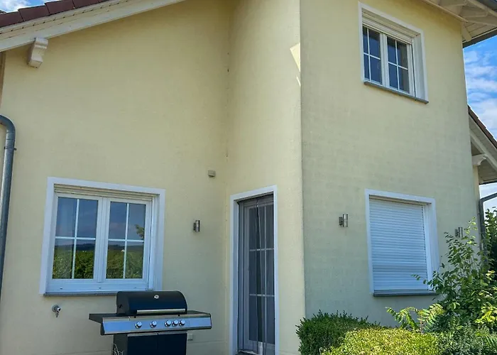 Villa Am Weinberg Mit Garten Großzügig Und Exklusiv *