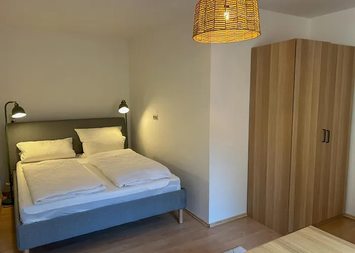 Am Weinberg Mit Garten Großzügig Und Exklusiv